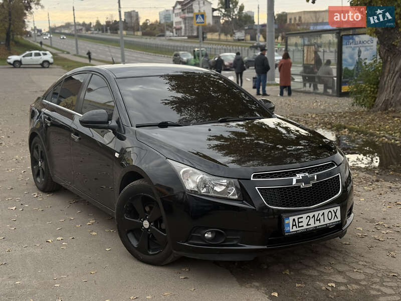 Седан Chevrolet Cruze 2012 в Харькове фото 10 Седан Chevrolet Cruze 2012 в Харькове