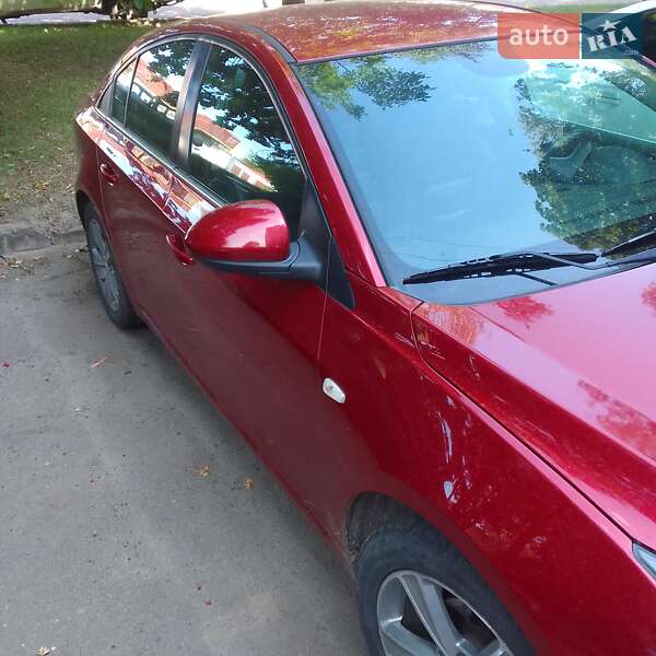 Седан Chevrolet Cruze 2013 в Чернігові