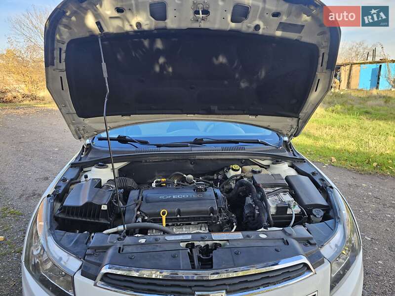 Седан Chevrolet Cruze 2015 в Кривому Розі