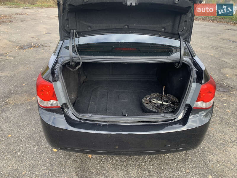 Седан Chevrolet Cruze 2011 в Богуславе фото 13 Седан Chevrolet Cruze 2011 в Богуславе