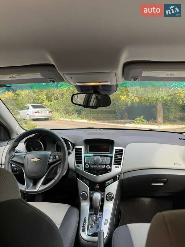 Седан Chevrolet Cruze 2014 в Одессе фото 10 Седан Chevrolet Cruze 2014 в Одессе