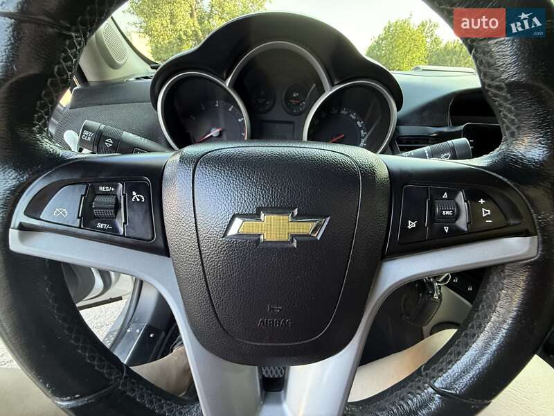Седан Chevrolet Cruze 2011 в Днепре фото 7 Седан Chevrolet Cruze 2011 в Днепре