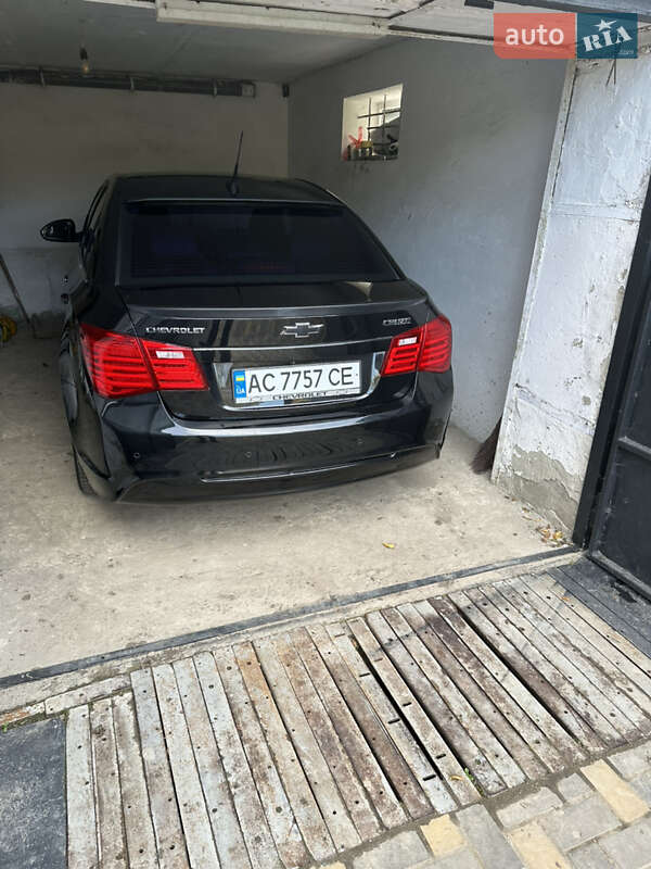 Седан Chevrolet Cruze 2013 в Луцке