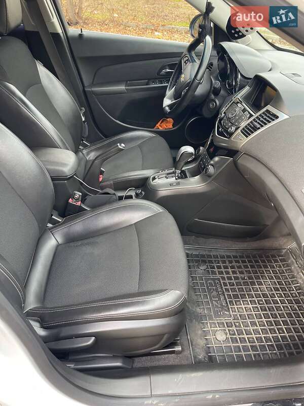 Универсал Chevrolet Cruze 2012 в Запорожье фото 5 Универсал Chevrolet Cruze 2012 в Запорожье