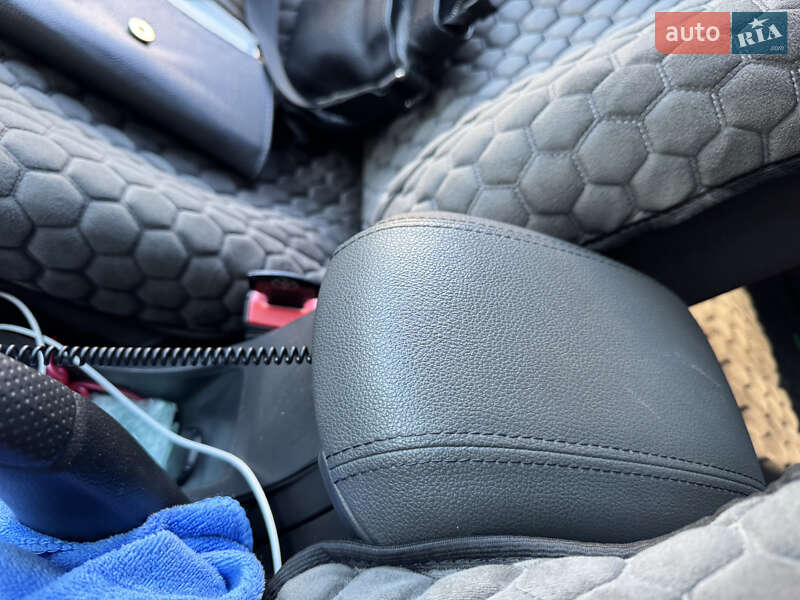 Седан Chevrolet Cruze 2010 в Покрове