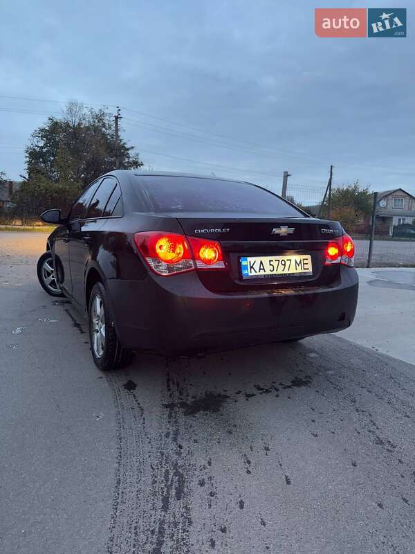 Седан Chevrolet Cruze 2009 в Виннице