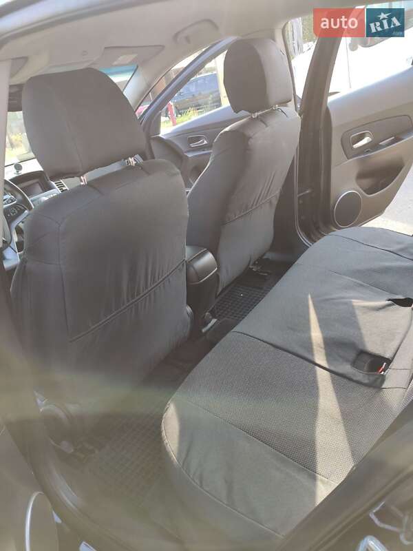 Хэтчбек Chevrolet Cruze 2011 в Чернигове фото 4 Хэтчбек Chevrolet Cruze 2011 в Чернигове