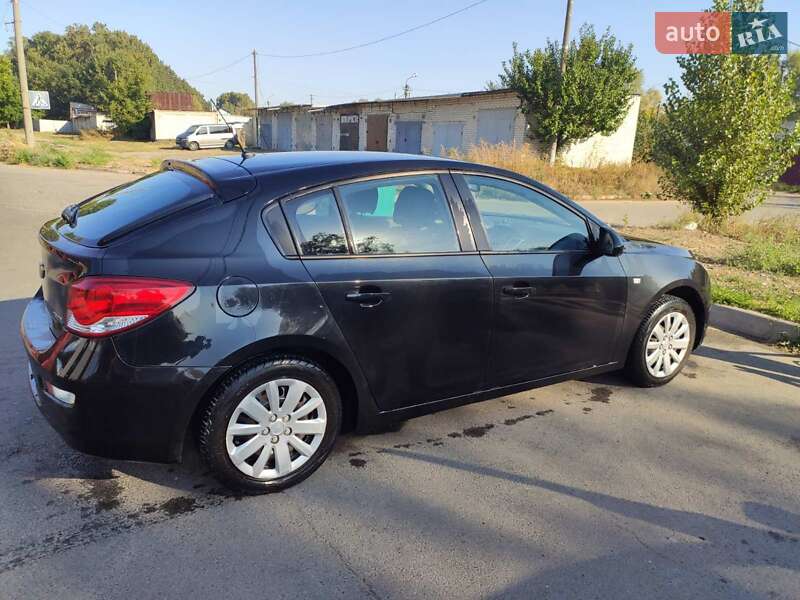Хэтчбек Chevrolet Cruze 2011 в Чернигове фото 10 Хэтчбек Chevrolet Cruze 2011 в Чернигове