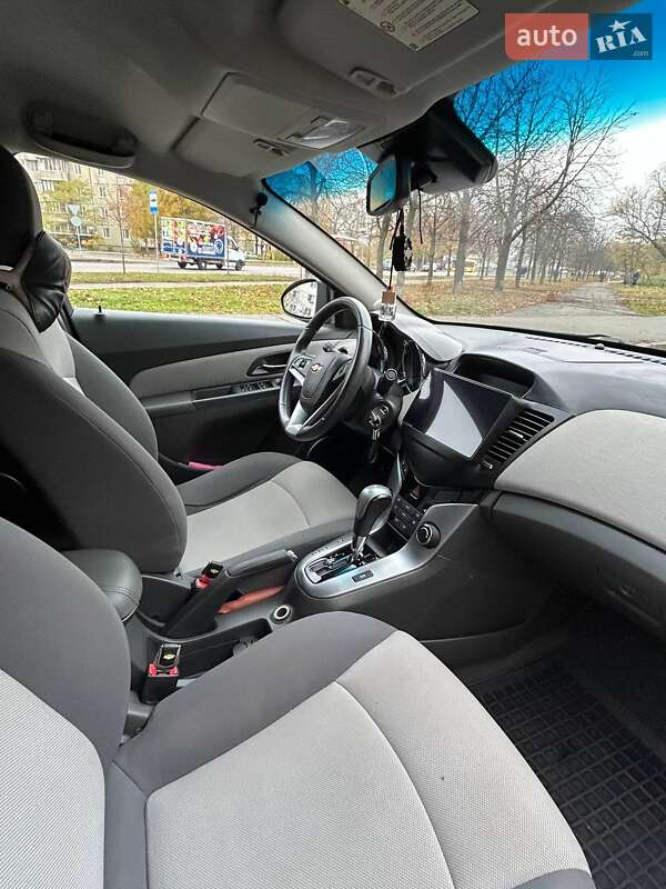 Седан Chevrolet Cruze 2010 в Киеве фото 15 Седан Chevrolet Cruze 2010 в Киеве