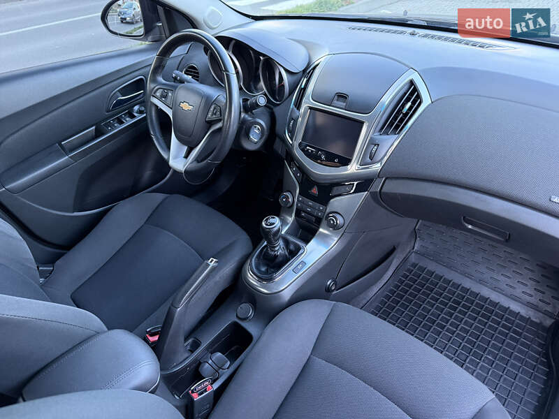 Седан Chevrolet Cruze 2014 в Луцке фото 18 Седан Chevrolet Cruze 2014 в Луцке
