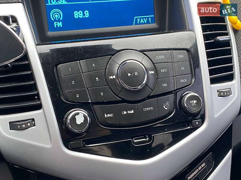 Седан Chevrolet Cruze 2013 в Києві фото 17 Седан Chevrolet Cruze 2013 в Києві
