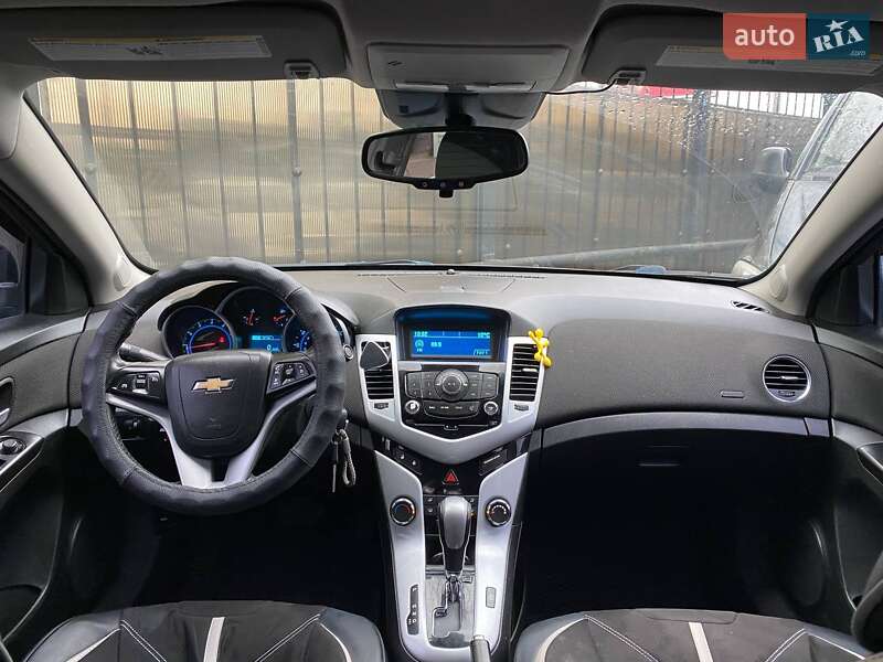 Седан Chevrolet Cruze 2013 в Києві фото 13 Седан Chevrolet Cruze 2013 в Києві
