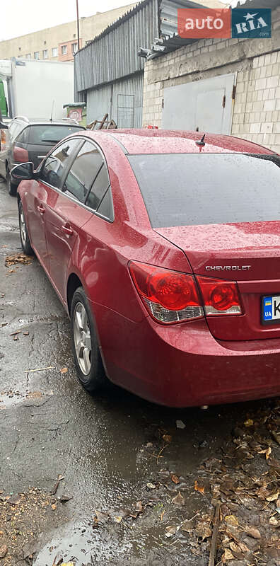 Седан Chevrolet Cruze 2010 в Киеве фото 4 Седан Chevrolet Cruze 2010 в Киеве