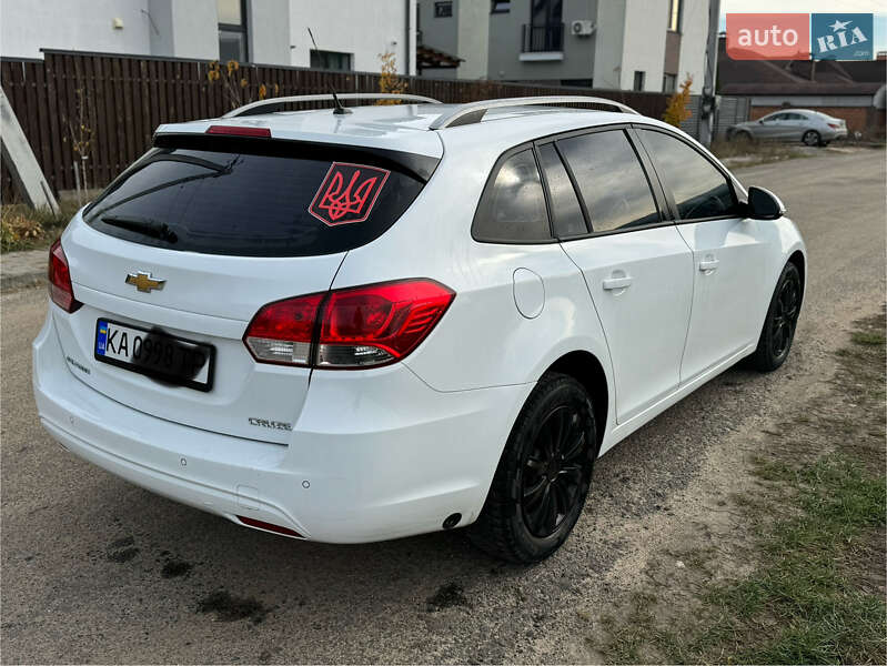 Универсал Chevrolet Cruze 2016 в Киеве фото 3 Универсал Chevrolet Cruze 2016 в Киеве