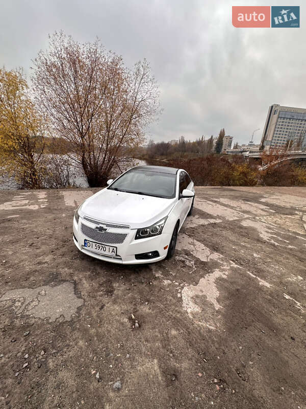 Седан Chevrolet Cruze 2012 в Киеве