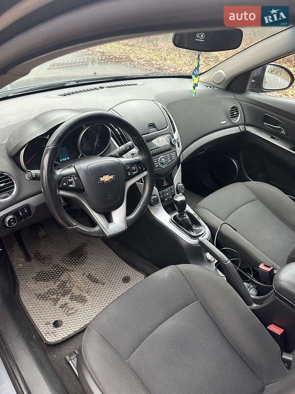 Универсал Chevrolet Cruze 2013 в Харькове фото 12 Универсал Chevrolet Cruze 2013 в Харькове