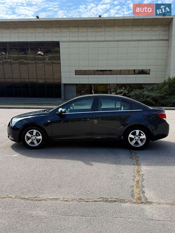 Седан Chevrolet Cruze 2014 в Запорожье