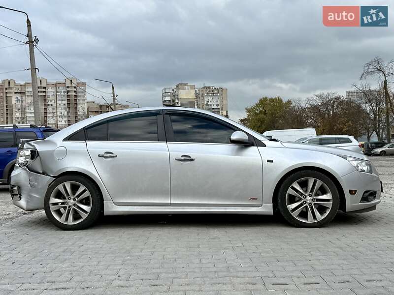 Седан Chevrolet Cruze 2014 в Одессе фото 5 Седан Chevrolet Cruze 2014 в Одессе