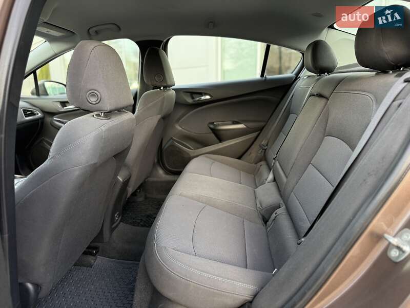 Седан Chevrolet Cruze 2018 в Киеве фото 18 Седан Chevrolet Cruze 2018 в Киеве
