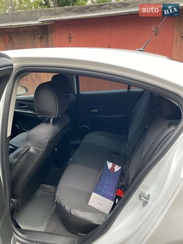 Седан Chevrolet Cruze 2013 в Запорожье