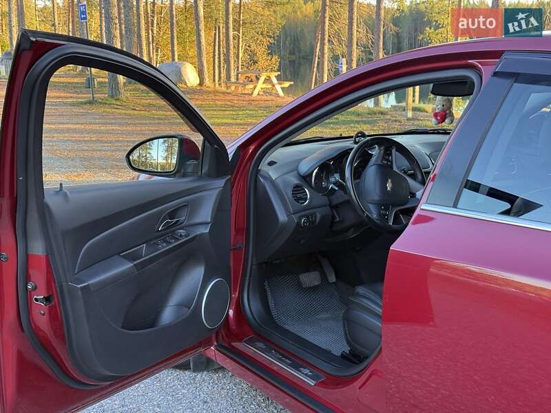 Хэтчбек Chevrolet Cruze 2014 в Виннице фото 4 Хэтчбек Chevrolet Cruze 2014 в Виннице