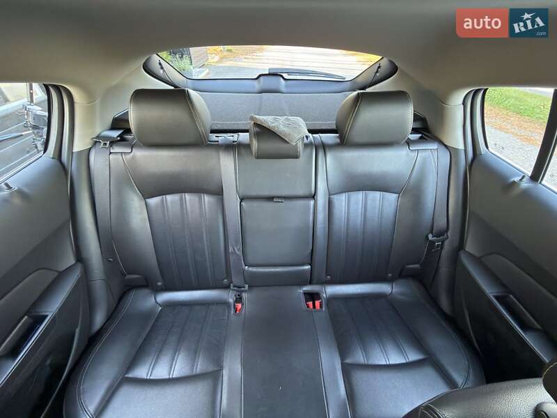 Хэтчбек Chevrolet Cruze 2014 в Виннице фото 6 Хэтчбек Chevrolet Cruze 2014 в Виннице