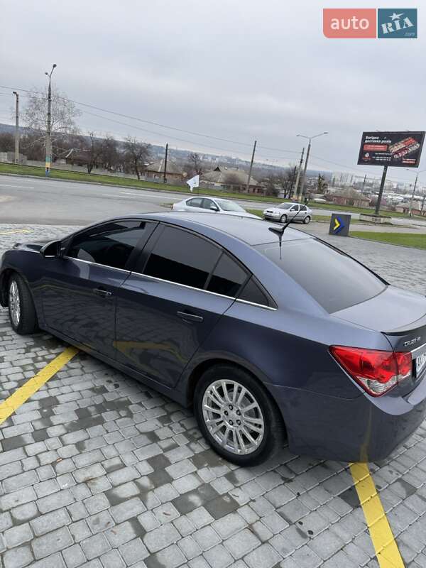 Седан Chevrolet Cruze 2014 в Харькове