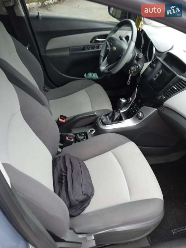 Седан Chevrolet Cruze 2010 в Богуславе