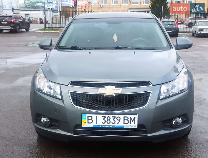 Седан Chevrolet Cruze 2011 в Полтаве фото Седан Chevrolet Cruze 2011 в Полтаве