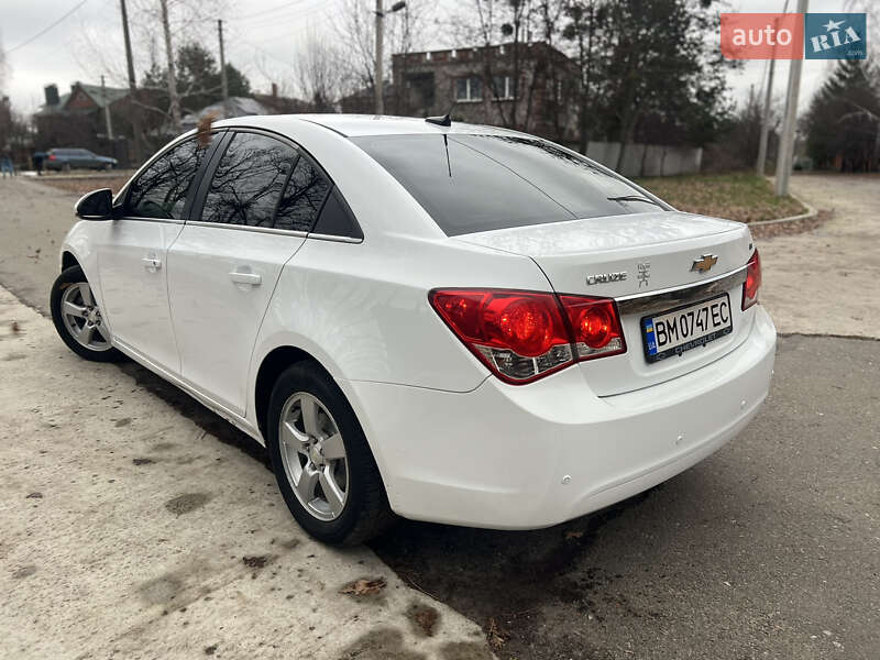Седан Chevrolet Cruze 2013 в Сумах