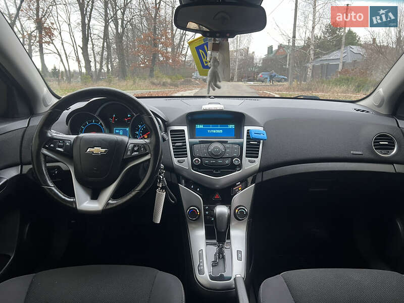 Седан Chevrolet Cruze 2013 в Сумах
