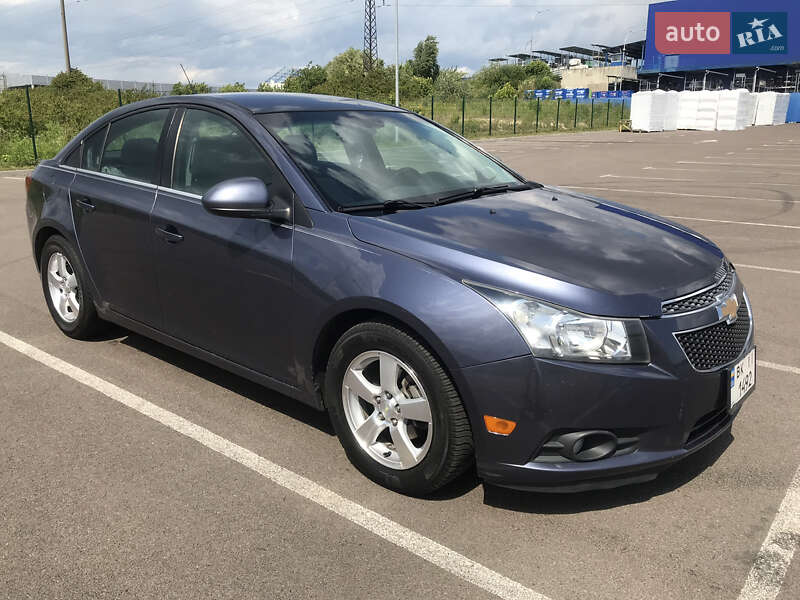 Седан Chevrolet Cruze 2012 в Ровно