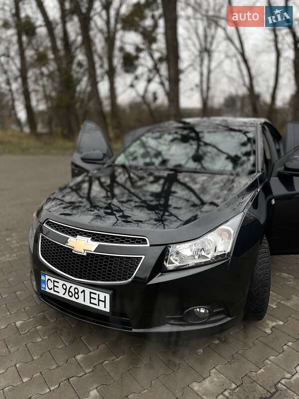 Седан Chevrolet Cruze 2012 в Чернівцях