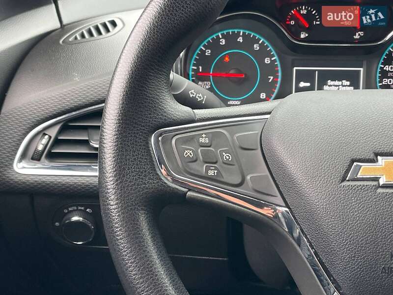 Седан Chevrolet Cruze 2016 в Києві