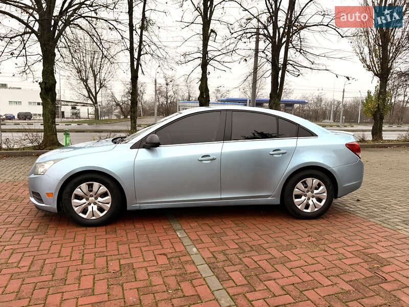 Седан Chevrolet Cruze 2011 в Харькове