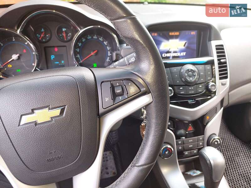 Хетчбек Chevrolet Cruze 2012 в Вінниці фото 3 Хетчбек Chevrolet Cruze 2012 в Вінниці