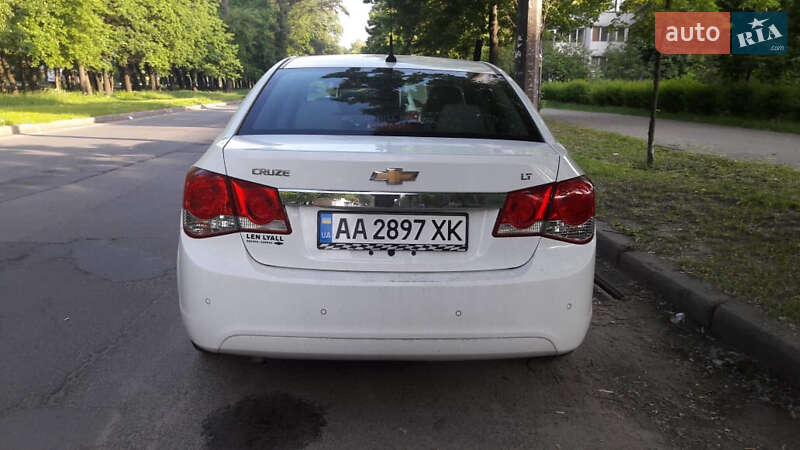 Седан Chevrolet Cruze 2013 в Киеве