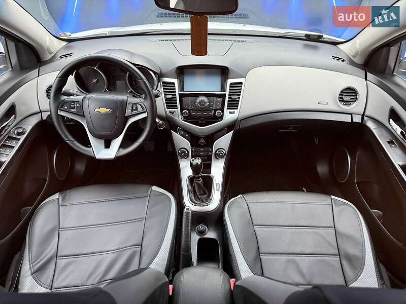 Седан Chevrolet Cruze 2011 в Запорожье