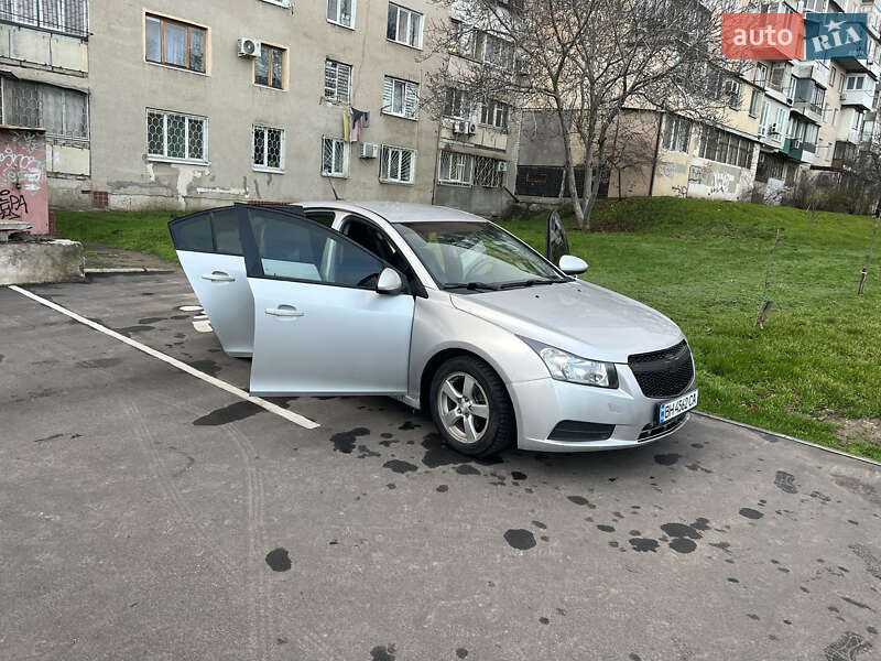Седан Chevrolet Cruze 2015 в Одессе фото 7 Седан Chevrolet Cruze 2015 в Одессе