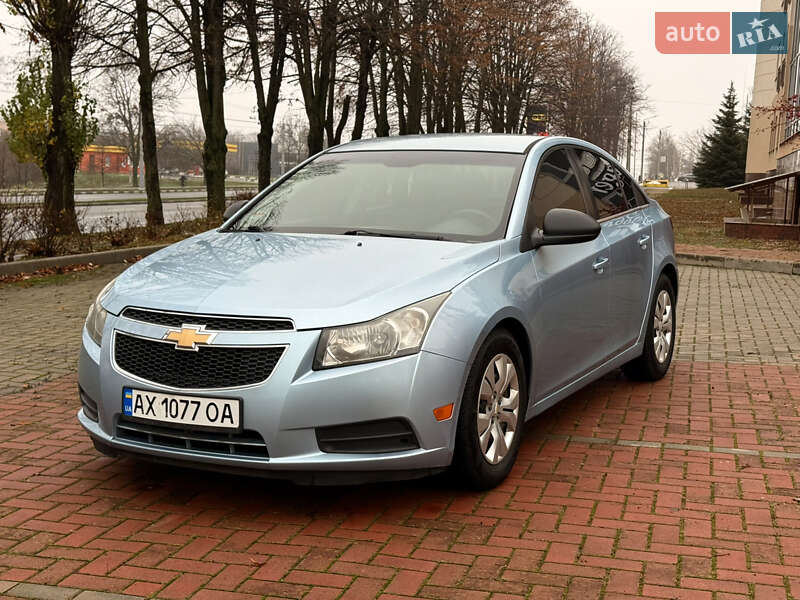 Седан Chevrolet Cruze 2011 в Харькове фото 8 Седан Chevrolet Cruze 2011 в Харькове