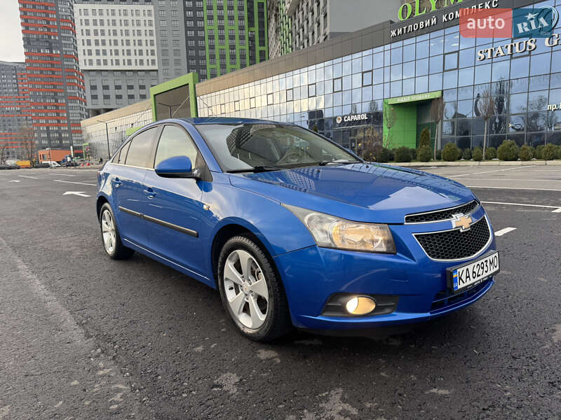 Chevrolet Cruze 2011