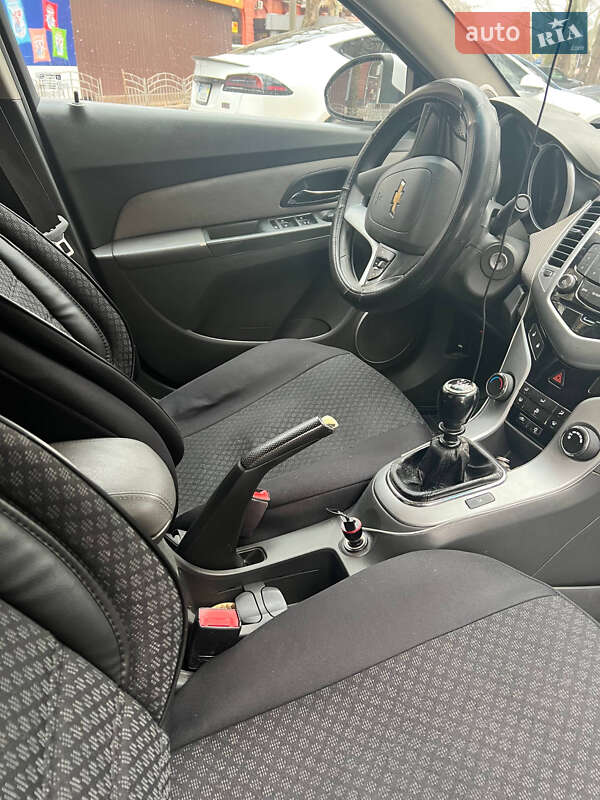 Седан Chevrolet Cruze 2010 в Миколаєві