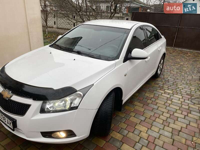 Седан Chevrolet Cruze 2010 в Кременчуге