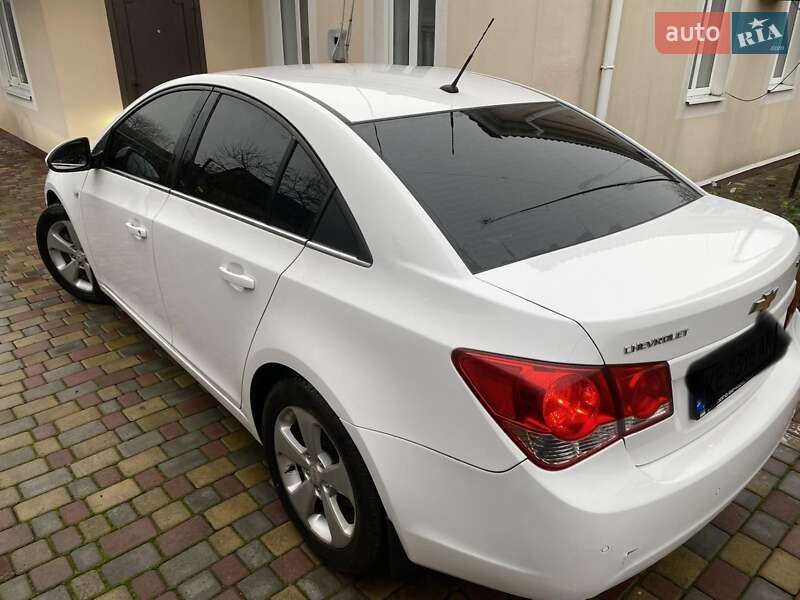 Седан Chevrolet Cruze 2010 в Кременчуге