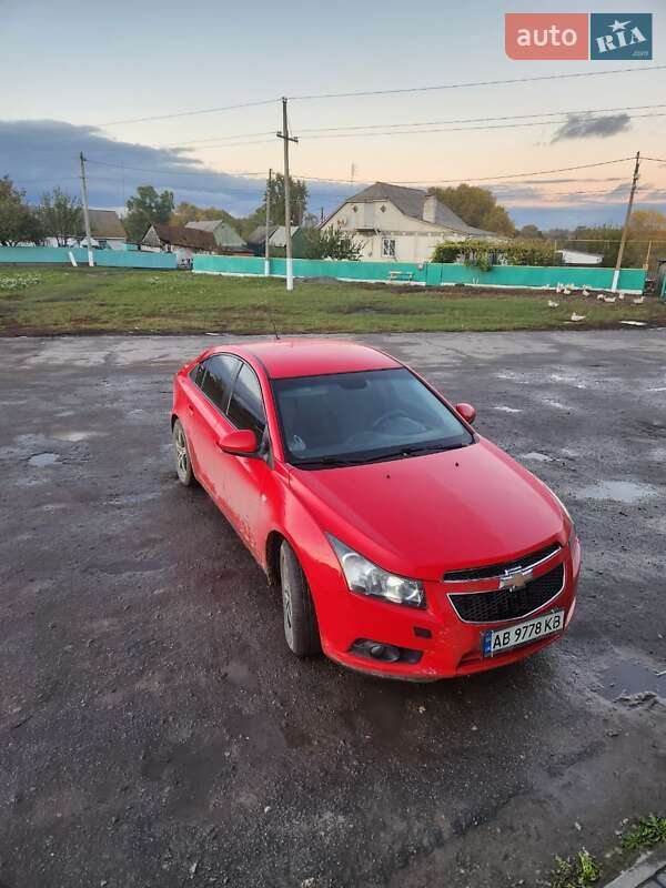 Седан Chevrolet Cruze 2010 в Виннице