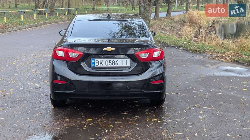 Седан Chevrolet Cruze 2017 в Рівному