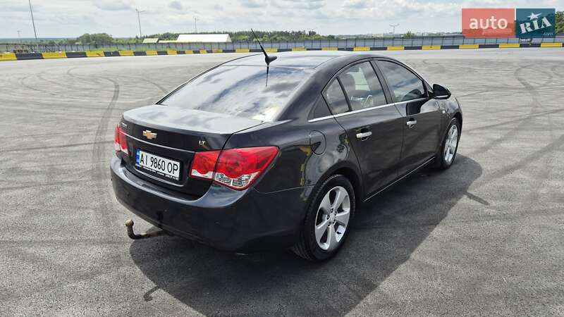 Седан Chevrolet Cruze 2012 в Києві