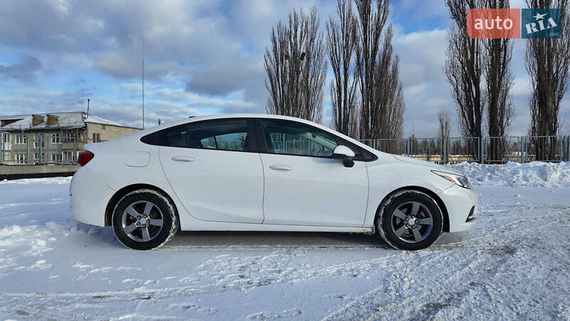 Седан Chevrolet Cruze 2017 в Киеве