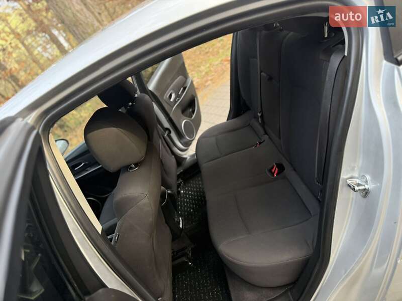 Седан Chevrolet Cruze 2012 в Нововолинську