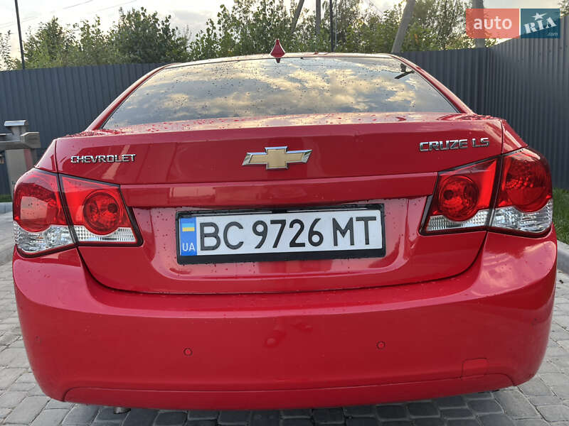 Седан Chevrolet Cruze 2010 в Дрогобичі